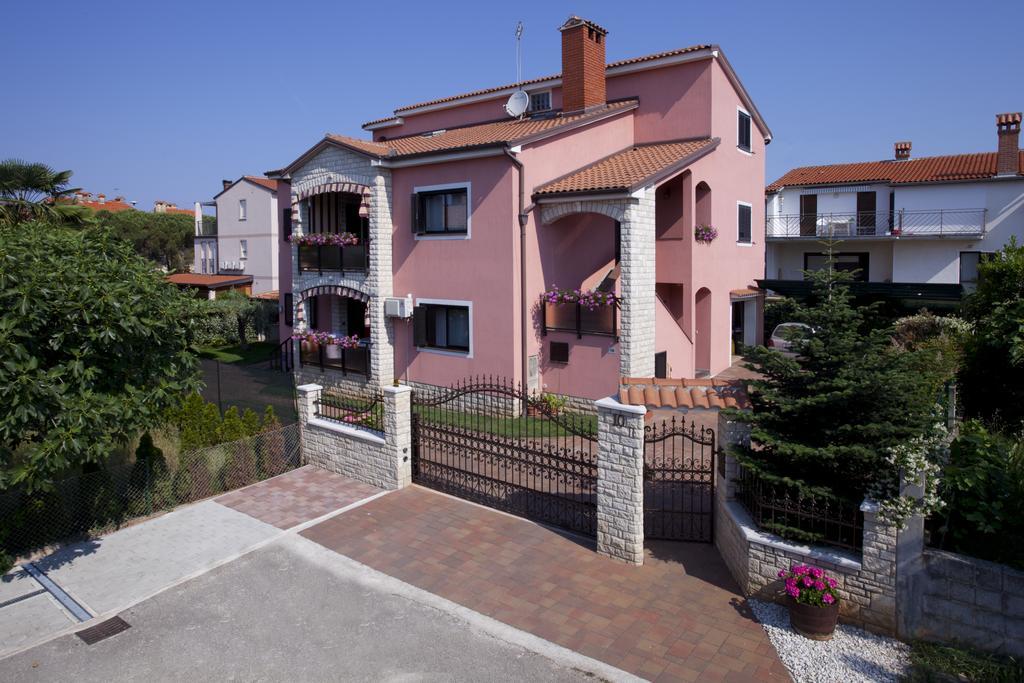 Apartments Daniela Novigrad Istria Eksteriør bilde